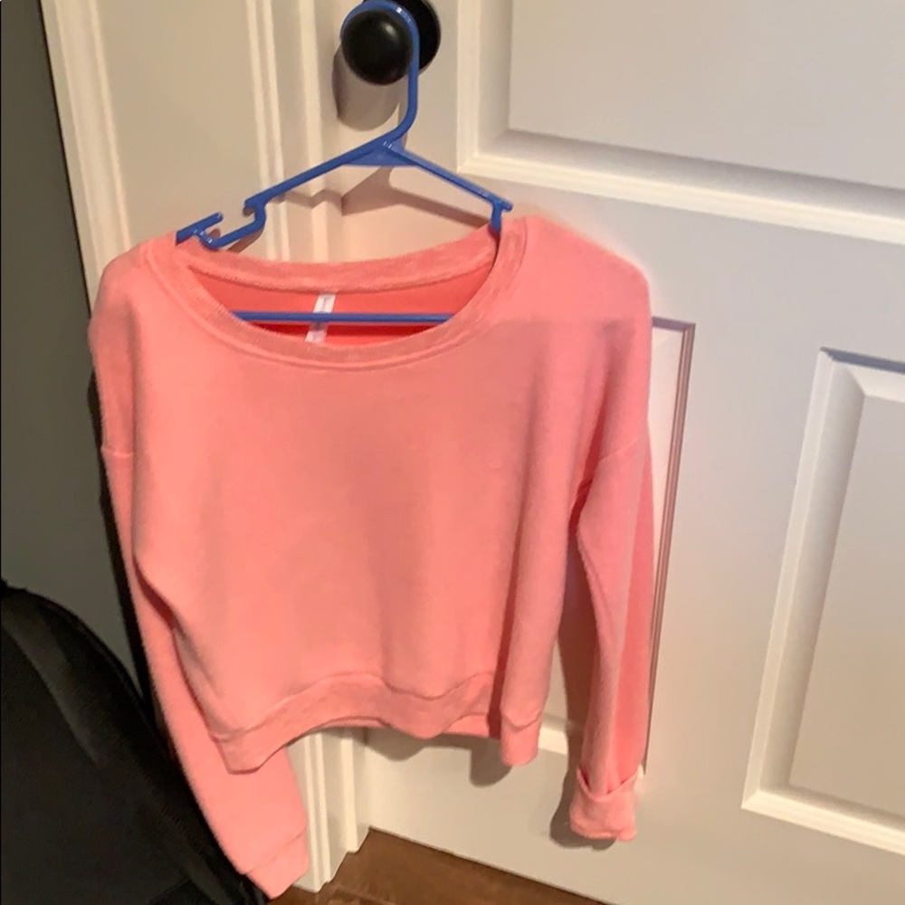sweatshirt